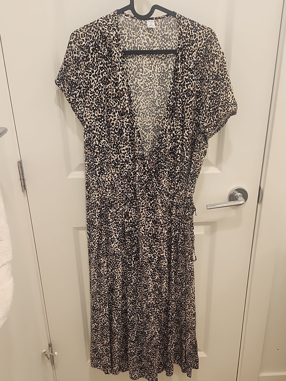 Old Navy Leopard Print V-Neck Wrap Dress Womens Size XL